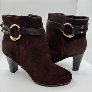 RALPH LAUREN Womens Boots Sz 7.5 B MYLA High Heel Ankle Brown Suede Leather Zip